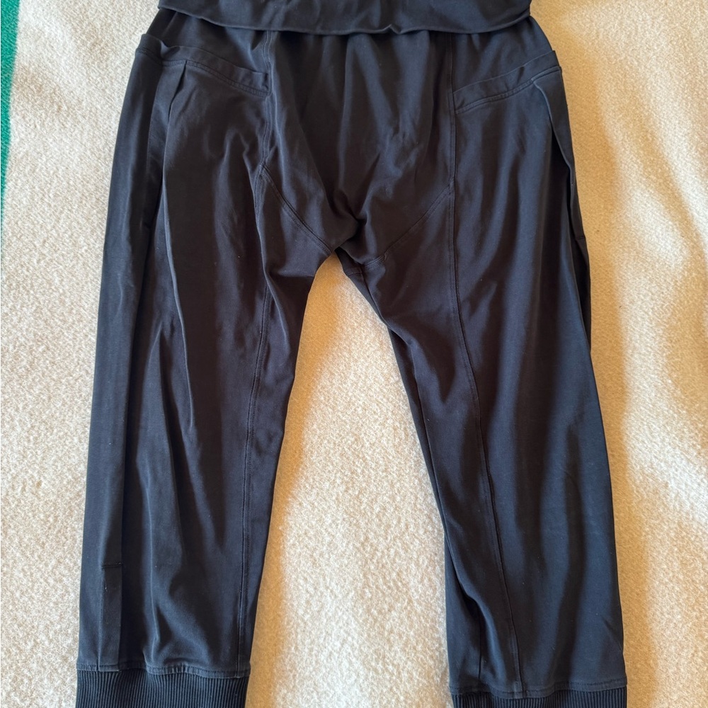 AryaSense Black Jogger Pants